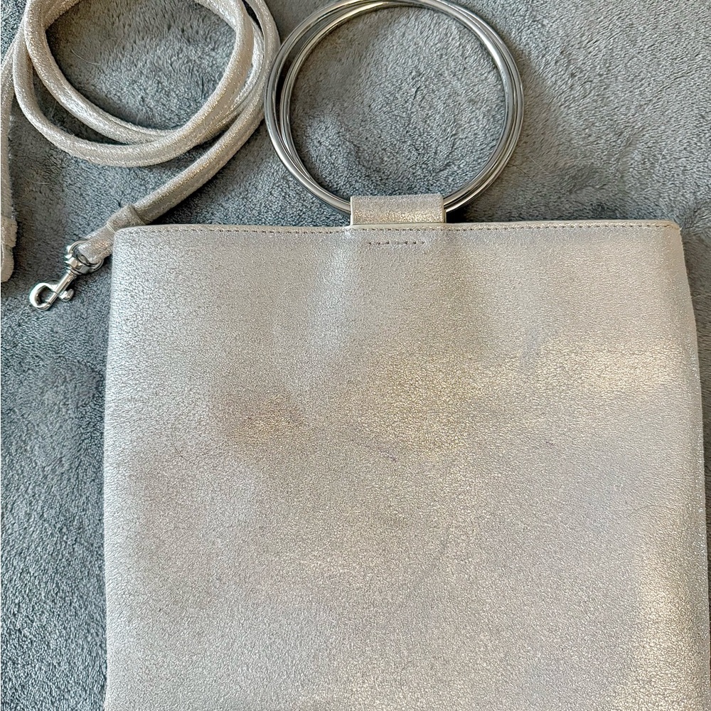 Thacker Le Pouch Silver Metallic Ring Handle 2-1 … - image 3